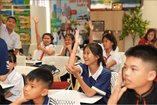 'Chuyến đi hạnh phúc' chắp cánh ước mơ cho hơn 40 trẻ em khó khăn