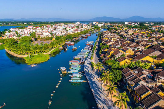 Phố trong làng - Đường xa vạn dặm