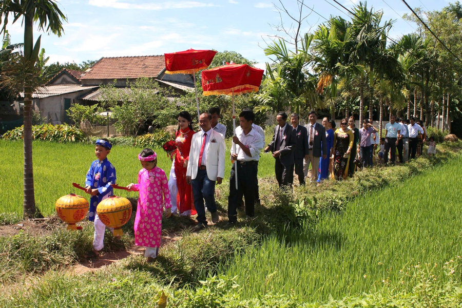 Tiếng vịt kêu trong đêm dạm ngõ