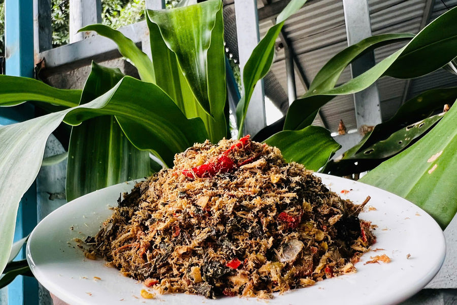 Vị quê từ ống tre gác bếp của mẹ